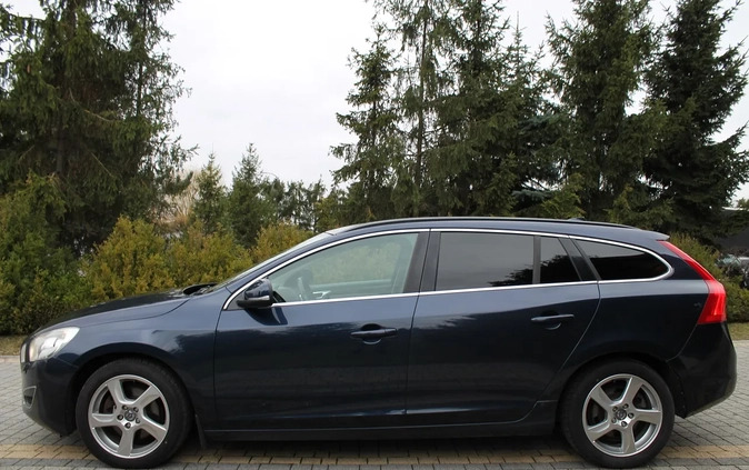 Volvo V60 cena 27999 przebieg: 357900, rok produkcji 2011 z Piekary Śląskie małe 436